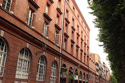 ... puis, finissant par une balade à travers la ville rose.